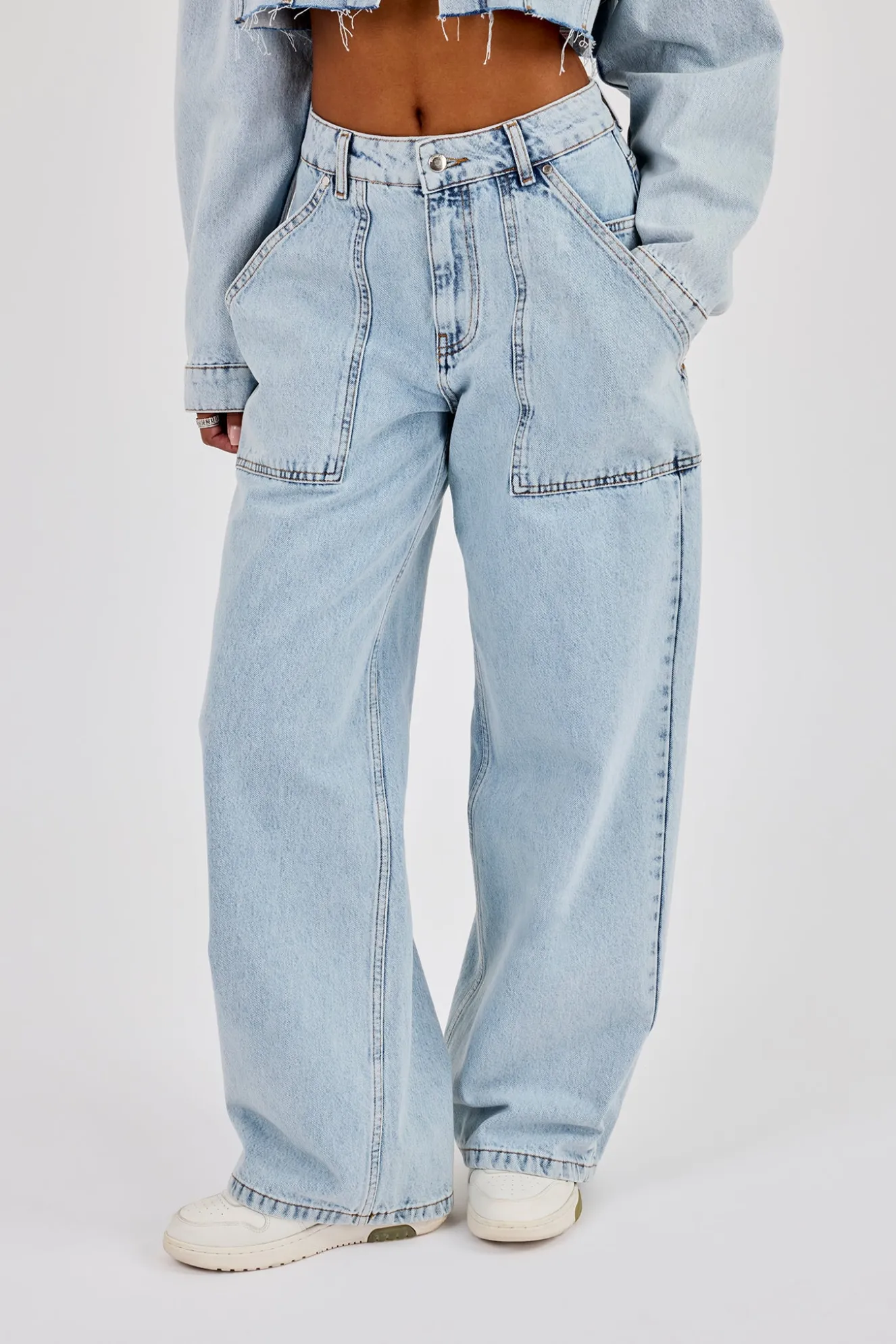 Baggy Pocket Detail Jean - Light Blue