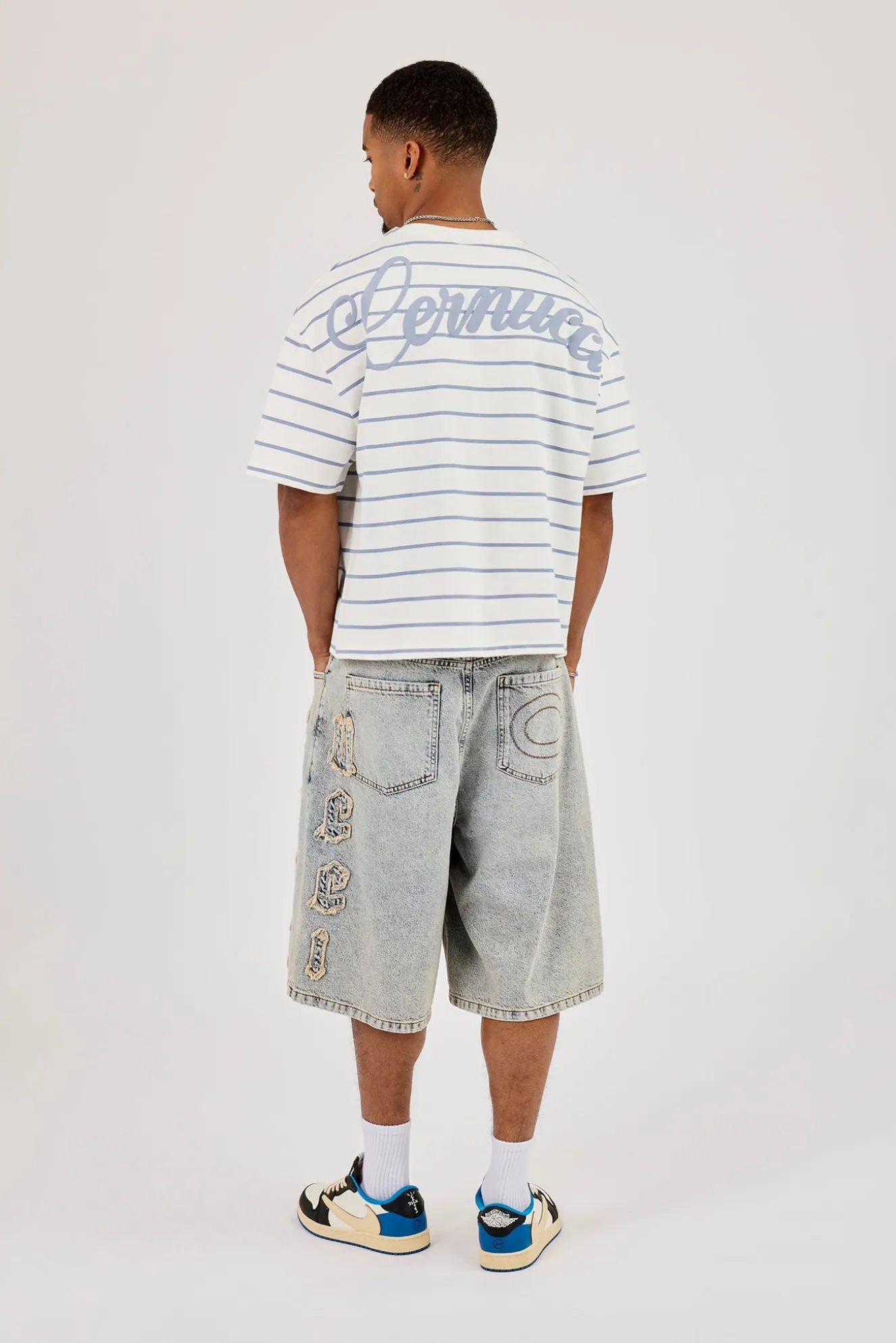 Boxy Stripe Logo T-Shirt - Off White