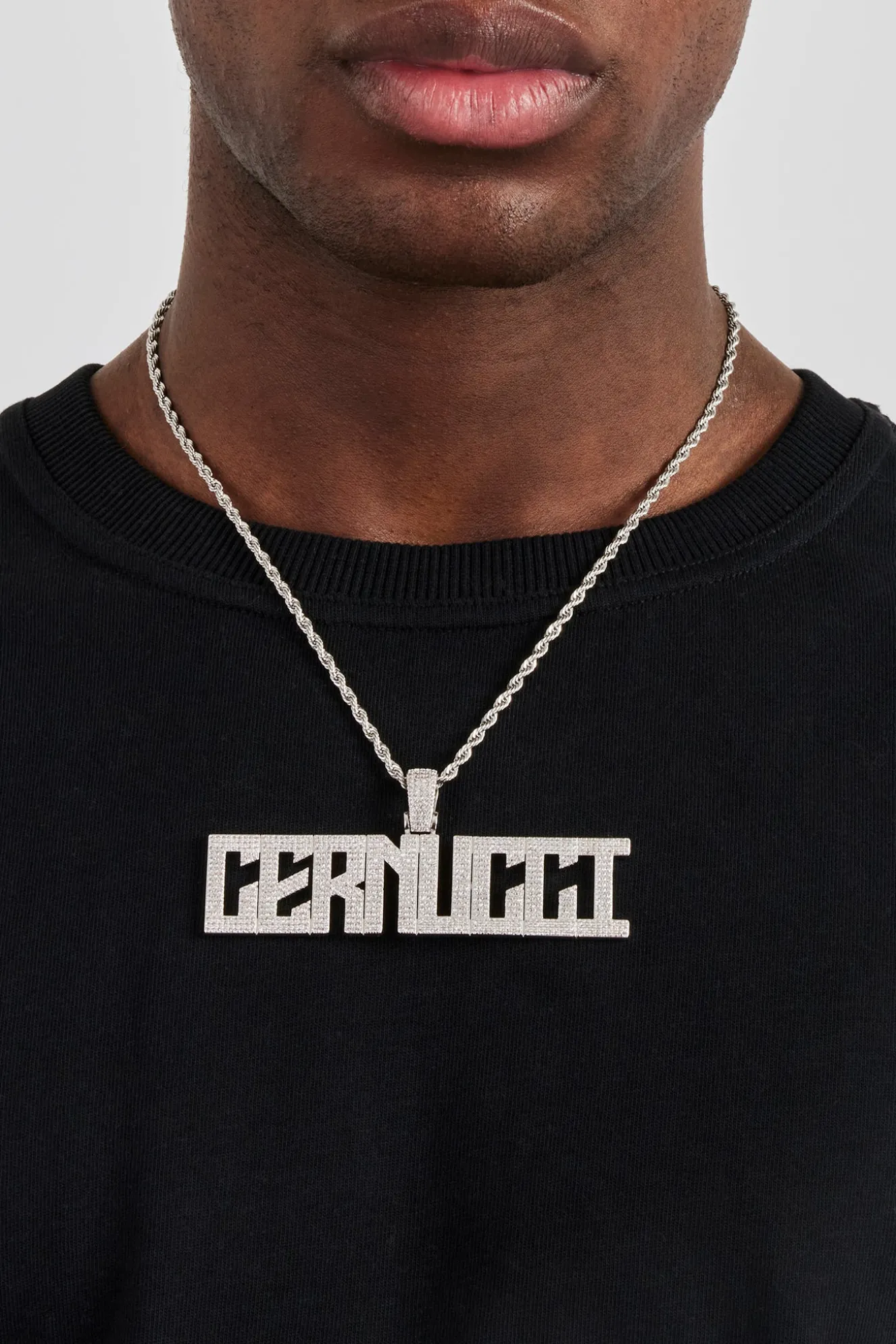 Calvera Font Pendant - 22mm