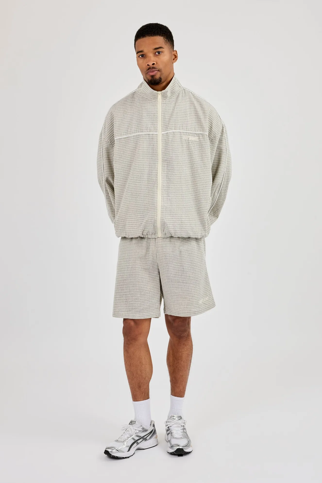 Check Funnel Neck Track Jacket & Short With Piping - Off White