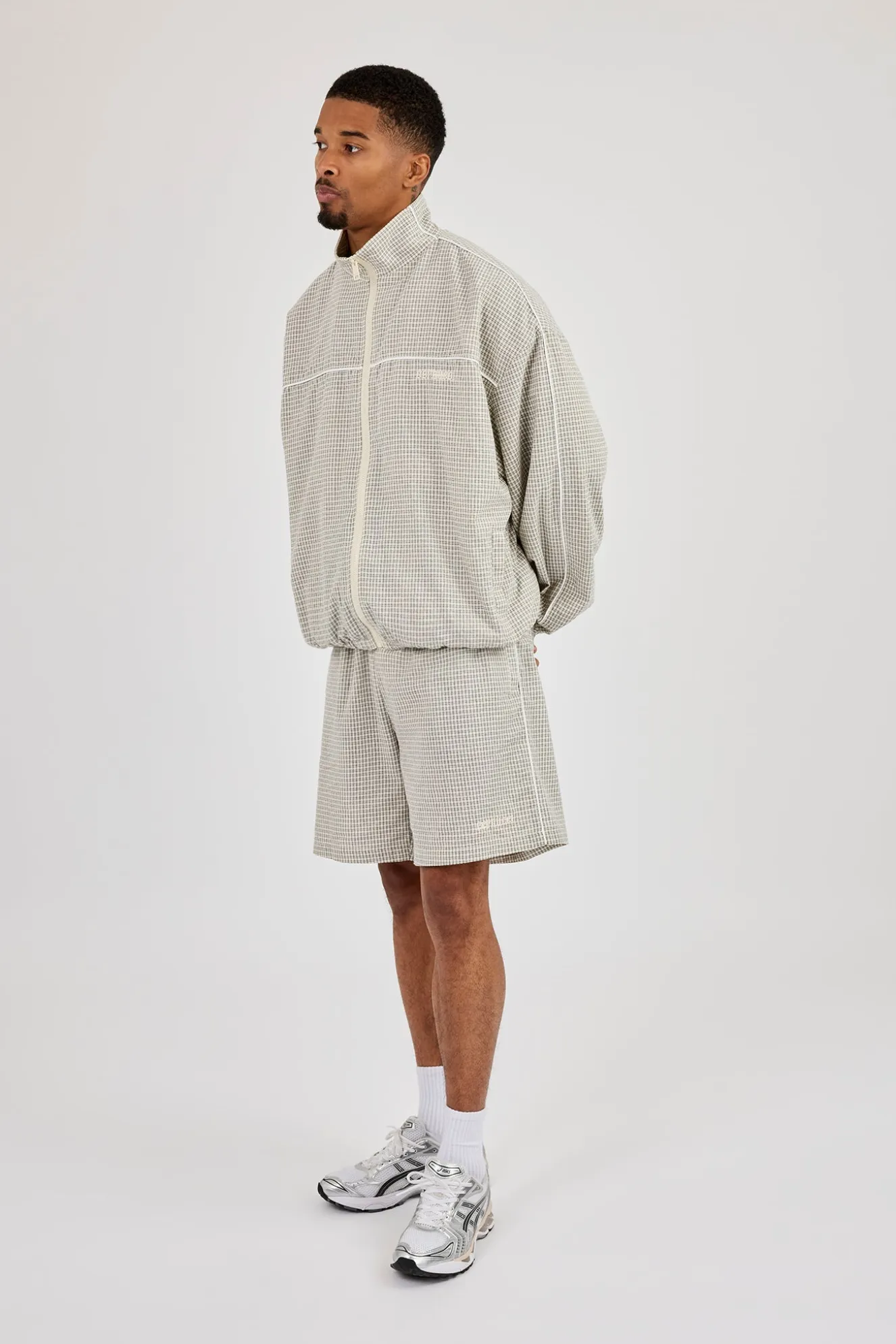 Check Funnel Neck Track Jacket & Short With Piping - Off White
