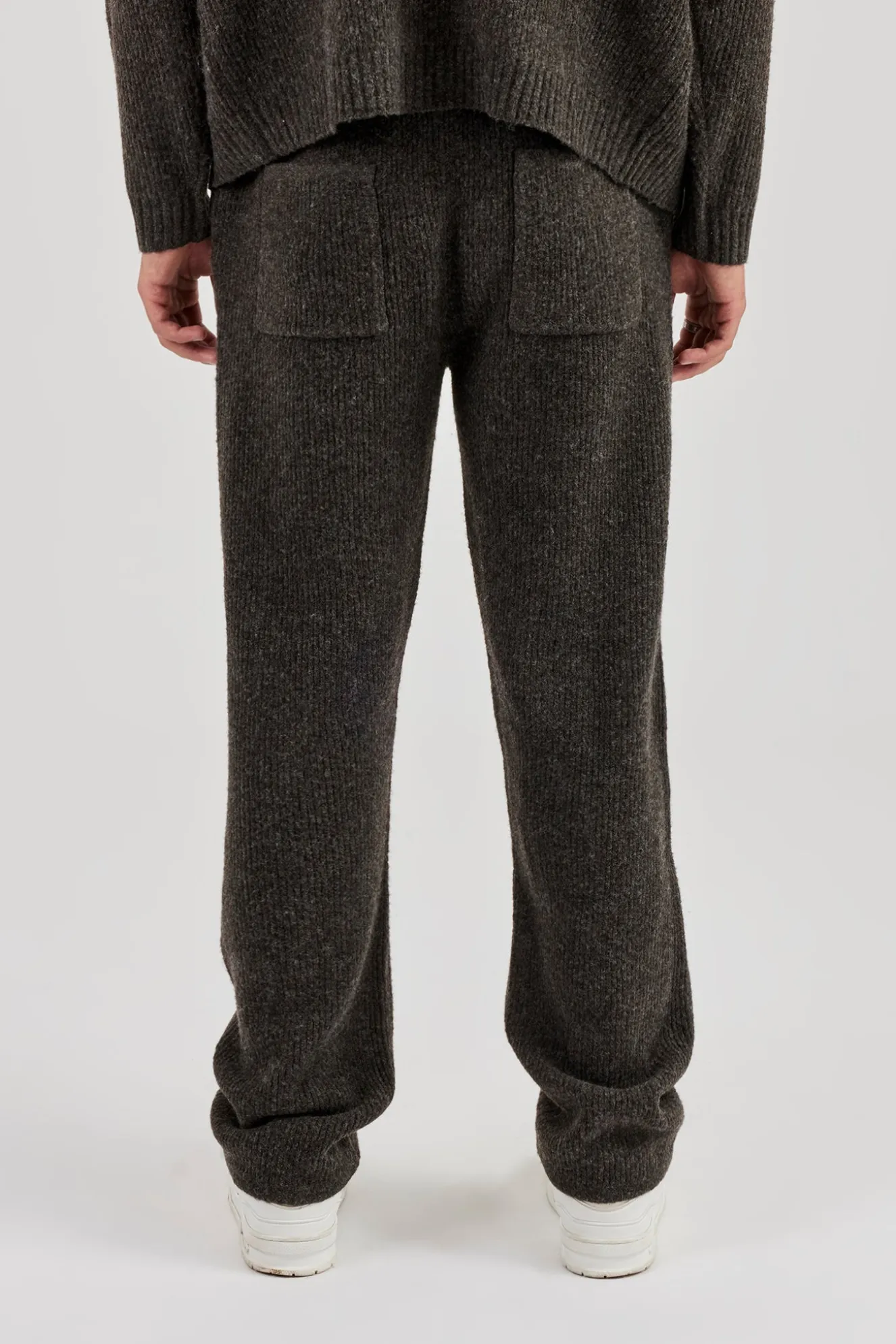 Embroidered Knitted Jogger - Chocolate