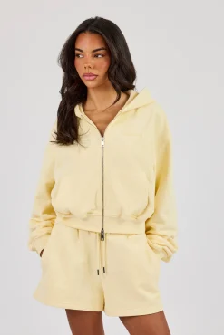Embroidered Short - Lemon