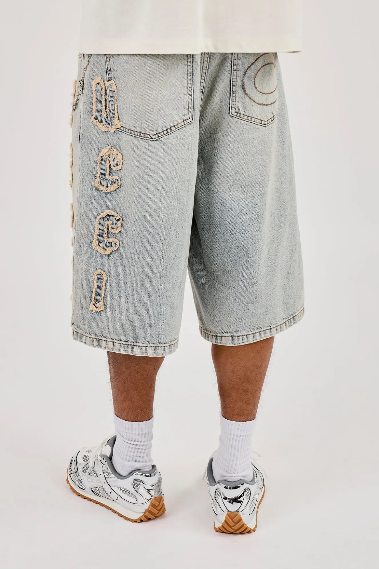 Logo Applique Denim Jorts & 10mm Cernucci Motif Jean Chain - Antique Wash