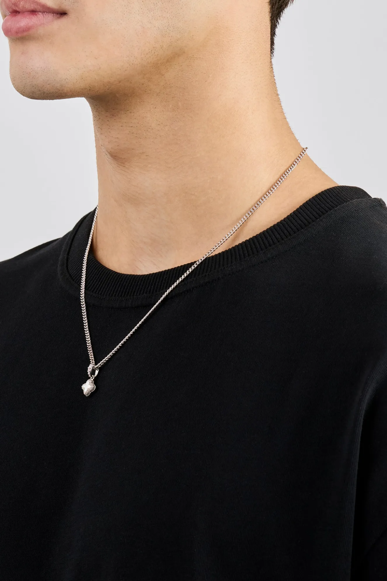 Mother of Pearl Motif Cuban Necklace - 10mm