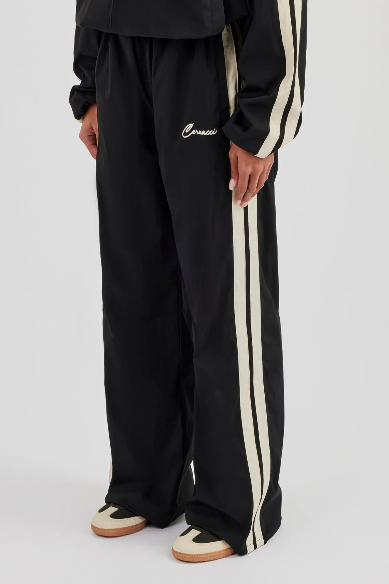 Nylon Taping Jogger - Black