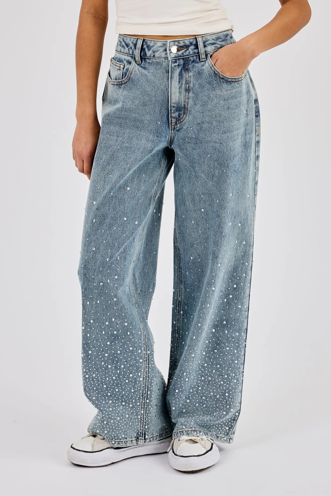 Rhinestone Detail Baggy Jean - Antique Wash