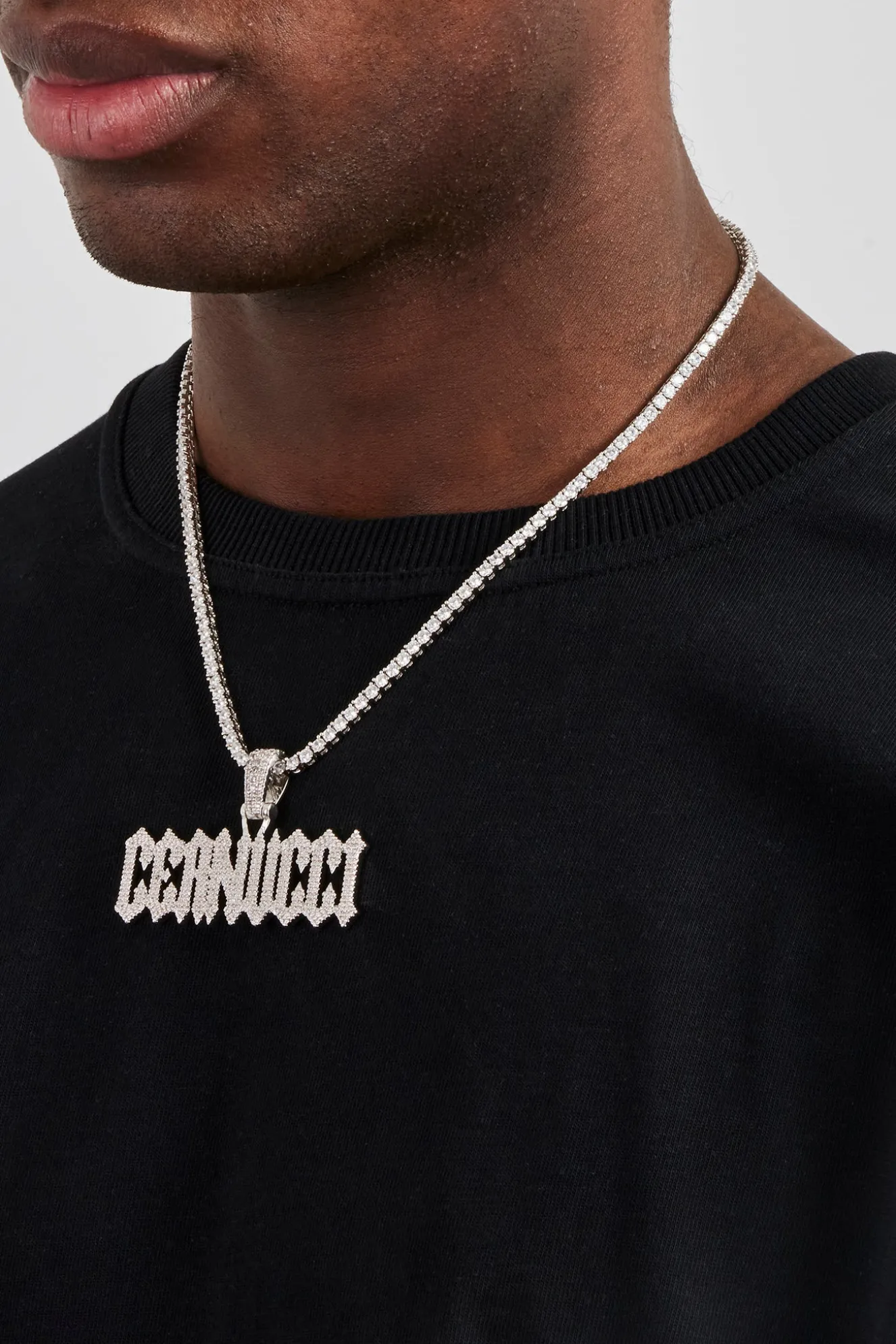 Trap Font Pendant - 22mm