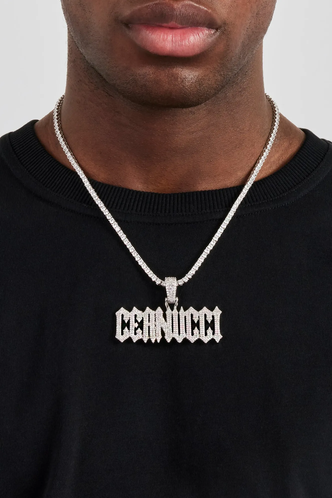 Trap Font Pendant - 22mm
