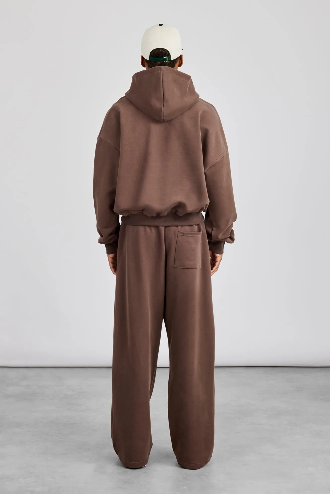 Zip Hoodie & Baggy Fit Jogger - Coffee