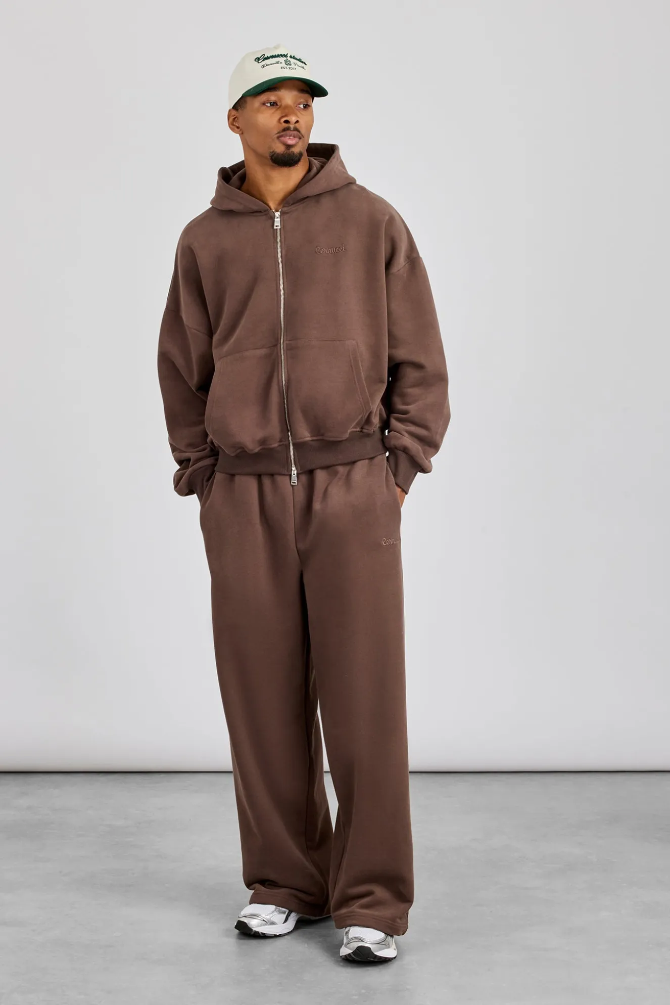 Zip Hoodie & Baggy Fit Jogger - Coffee